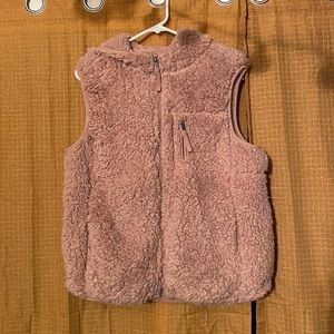 Weatherproof Vintage, Fuzzy Vest, Blush Pink